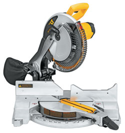 Single Bevel Compound Miter Saw - 12" - 15.0 A / DW715