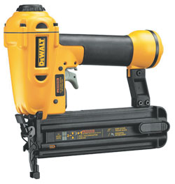 Brad Nailer (w/ Acc) - 18 ga - 2" / D51238K